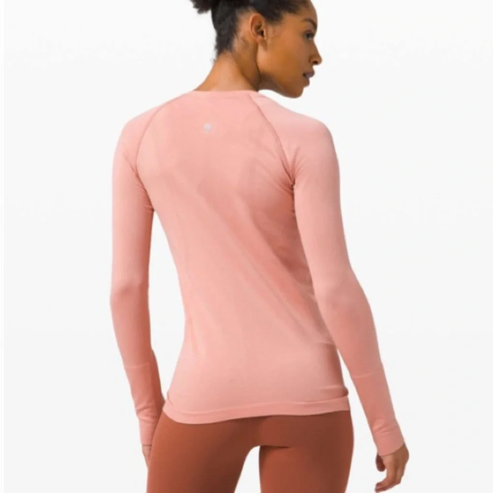 Lululemon Swiftly Tech Long Sleeve Crew 2.0 - Picture 2 of 11